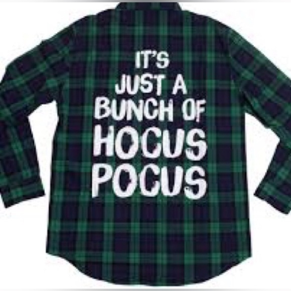 Cakeworthy It’s Just a Bunch of Hocus Pocus Flannel - Picture 3 of 3